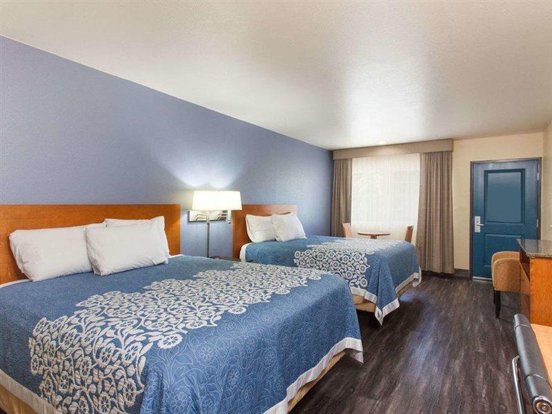 Days Inn By Wyndham San Diego-East/El Cajon Dış mekan fotoğraf